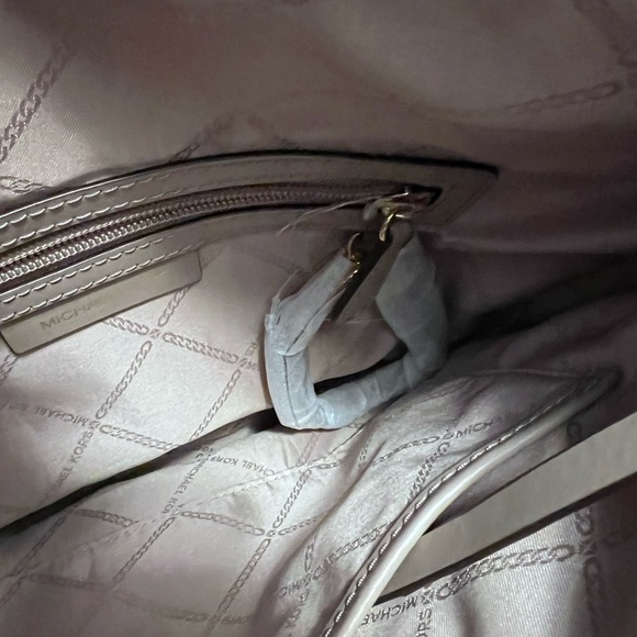 M3- Michael Kors Snake Embossed Handbag - Picture 2 of 10